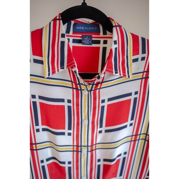 Anne Klein II 100% Silk Womens Button Down Blouse SZ 2 - Picture 3 of 10